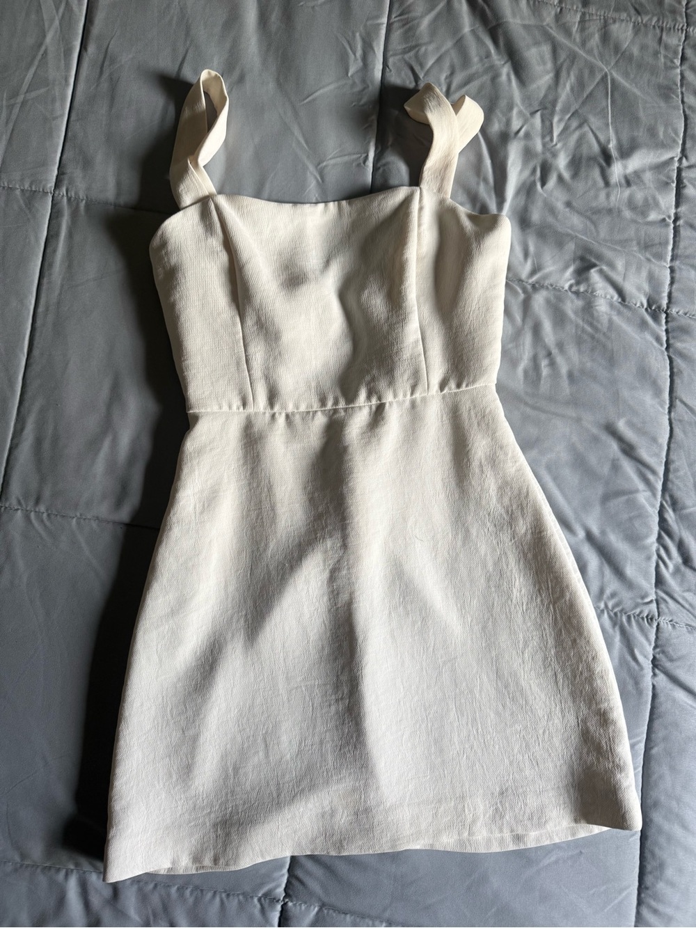 Aritzia Aperature Wilfred Cream mini Dress in Light Birch, size 0 or XS